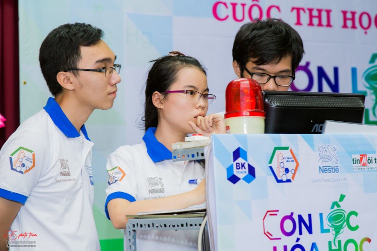 Sội[-]động[-]Cơn[-]lốc[-]hóa[-]học[-]2016[-]vòng[-]bán[-]kết[-]